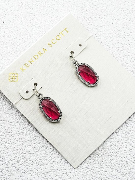 Kendra Scott Danielle Berry Glass Earrings | Mercari Kendra Scott Red Glass Earrings